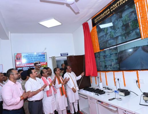 मुख्यमंत्री श्री साय ने किया मुंगेली में सीसीटीवी कैमरा नेटवर्क और उन्नत पुलिस कंट्रोल रूम का लोकार्पण