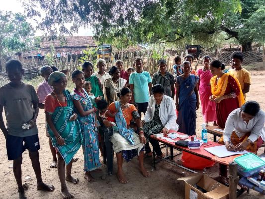 मुख्यमंत्री श्री विष्णु देव साय के नेतृत्व में बस्तर में गूंज रही है विकास की आवाज &ndash; 'नियद नेल्ला नार' से शासन पहुँचा विश्वास के द्वार तक