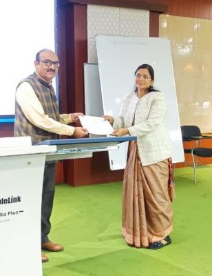 मुख्यमंत्री श्री विष्णुदेव साय के नेतृत्व में छत्तीसगढ़ शासन सुशासन, दक्षता और नागरिक केंद्रित प्रशासन के लिए प्रतिबद्ध