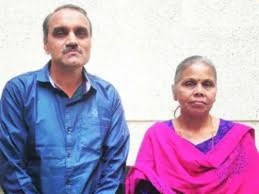 पद्मश्री सम्मान से अलंकृत गोडबोले दंपति की निस्वार्थ सेवा को मुख्यमंत्री श्री विष्णुदेव साय ने बताया छत्तीसगढ़ का गौरव