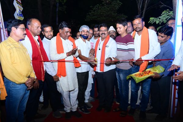 कवर्धा को मिली नई सौगात-उप मुख्यमंत्री श्री विजय शर्मा ने किया &ldquo;मित्र मिलन चौपाटी&rdquo; का भव्य लोकार्पण