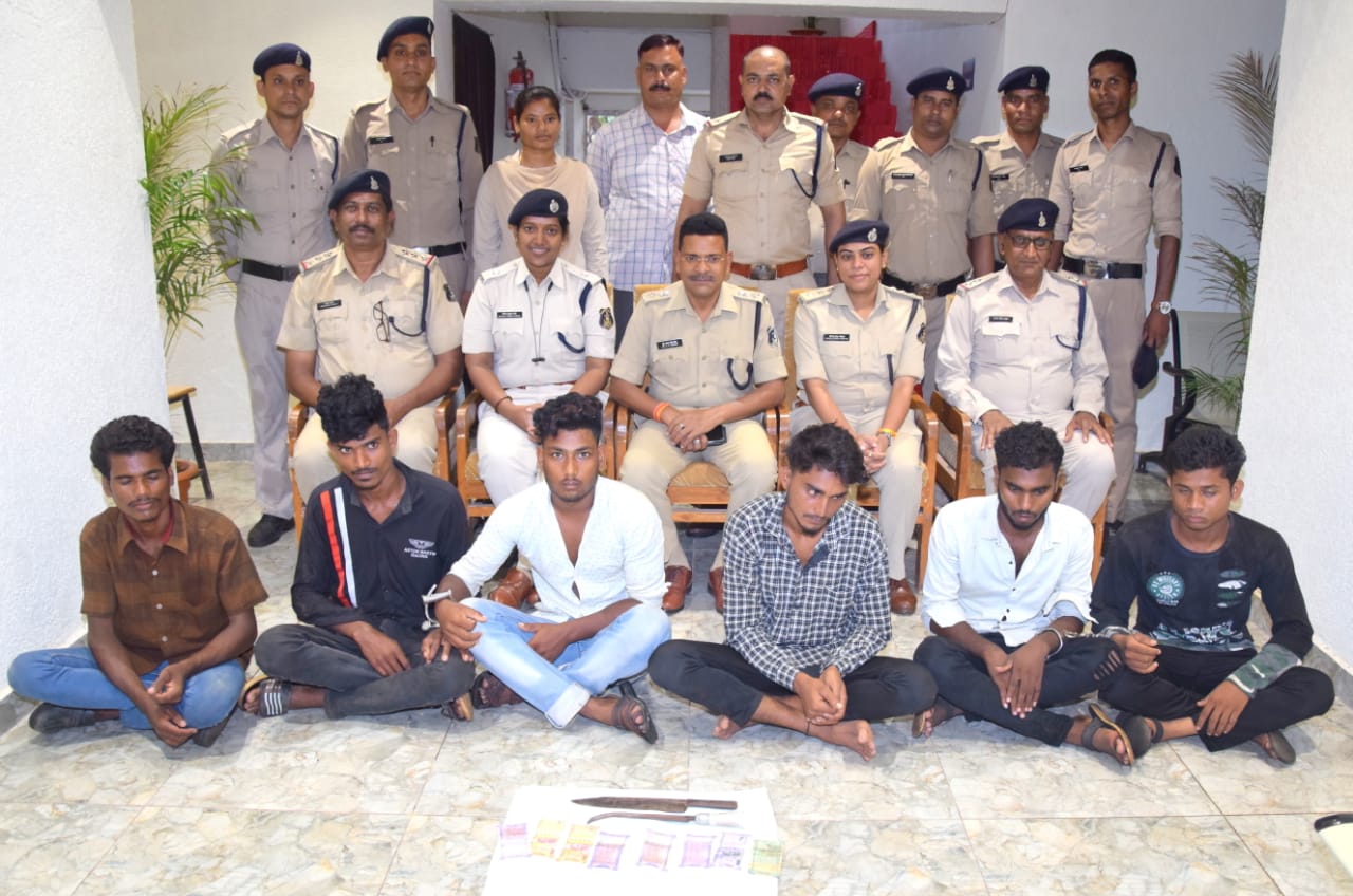 राहगीरों से लूटपाट करने वाले आरोपियों को पुलिस ने सलाखों के पीछे पहुंचाया&hellip;