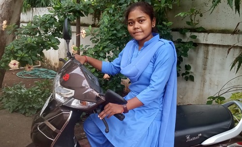 जंगल में मिला युवती का शव, हत्या कर फेंके जाने की आशंका...