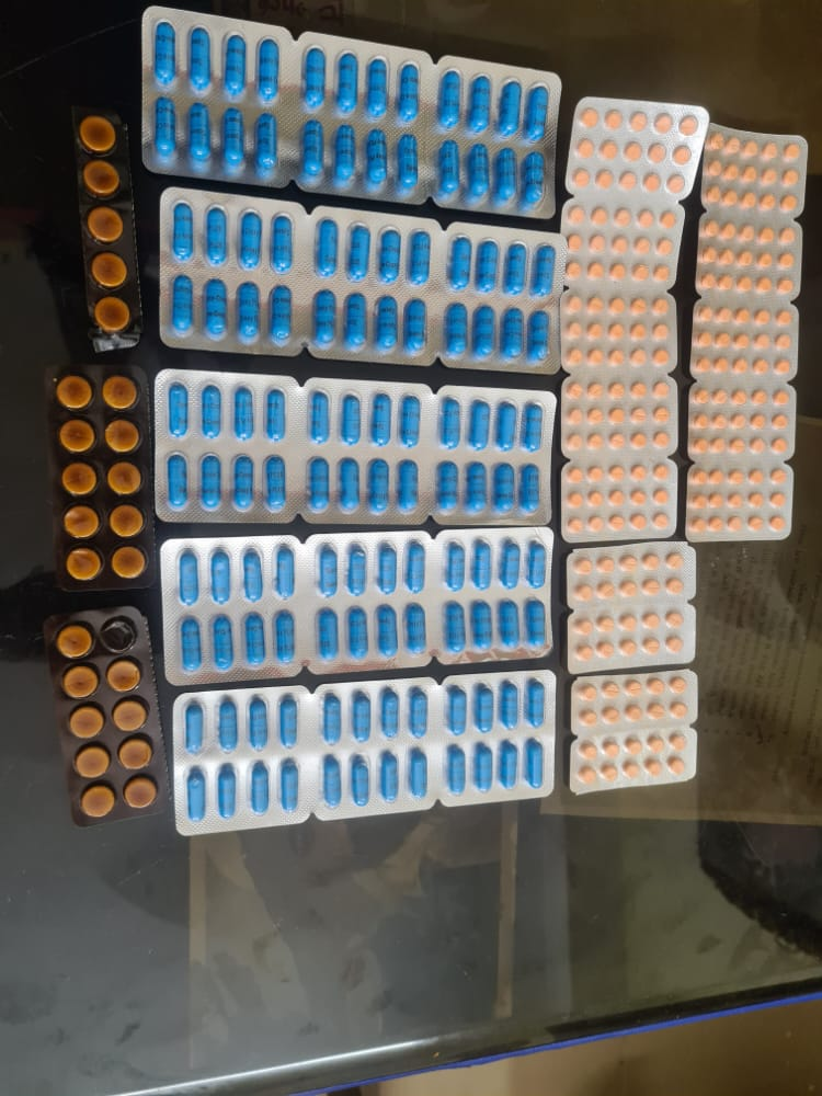 प्रतिबंधित नशीली टेबलेट के साथ 2 गिरफ्तार