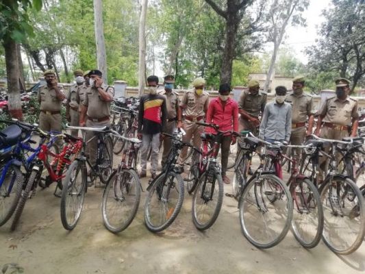 33 साइकिल के साथ चोर गिरफ्तार
