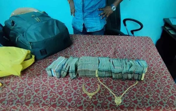 भूत-प्रेत का भय दिखाकर लाखों ऐंठने वाले 2 बाबा गिरफ्तार...