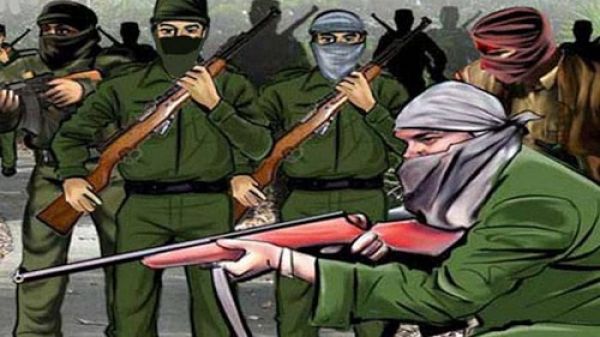 नक्सलियों ने की सरपंच पति की हत्या