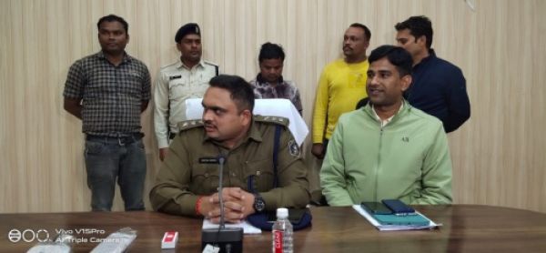बिलासपुर में ज्वेलरी गोलीकांड के मुख्य आरोपी रमजान को रायगढ़ पुलिस ने किया गिरफ्तार