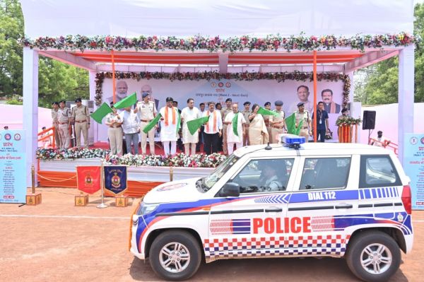 रायपुर पुलिस कमिश्नरेट में &ldquo;डायल-112 फेस-2 नेक्स्ट जनरेशन&rdquo; सेवा का उप मुख्यमंत्री ने किया शुभारंभ