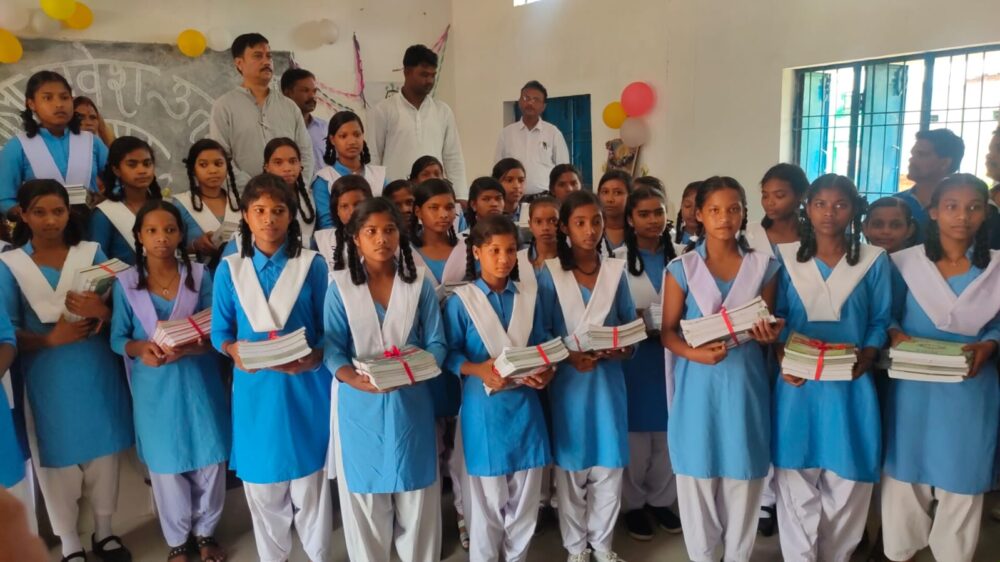 शासकीय कन्या उमा विद्यालय में मनाया गया शाला प्रवेश उत्सव