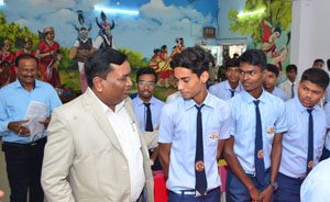 जिला स्तरीय आनलाईन नि:शुल्क कोचिंग क्लासेस का कलेक्टर ने किया शुभारंभ