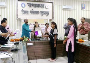 साक्षरता व शिक्षा के क्षेत्र में सम्मान तथा सामूहिक संकल्प कार्यक्रम