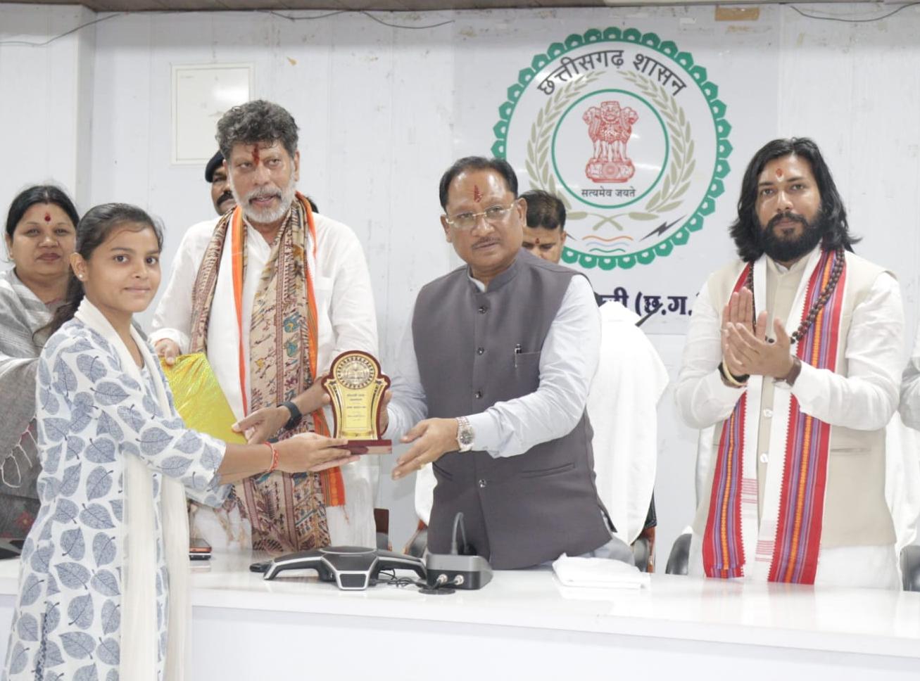 समर्पण, अनुशासन और निरंतर परिश्रम से हर लक्ष्य हासिल किया जा सकता है : मुख्यमंत्री श्री विष्णुदेव साय