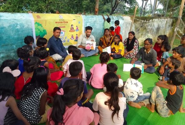 सीख केंद्रों में मनाया जा रहा साक्षरता दिवस