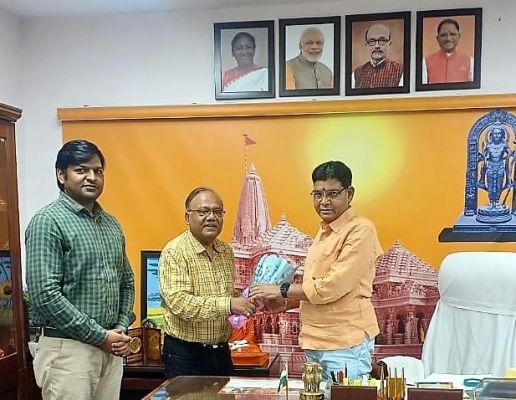 ​उच्च शिक्षा मंत्री से मिले कुशाभाऊ ठाकरे पत्रकारिता एवं जनसंचार विश्वविद्यालय के कुलपति प्रो. मनोज दयाल
