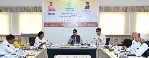 कागजों से निकलकर ज़मीनी स्तर पर दिखे शिक्षा नीति: उच्च शिक्षा मंत्री श्री टंक राम वर्मा