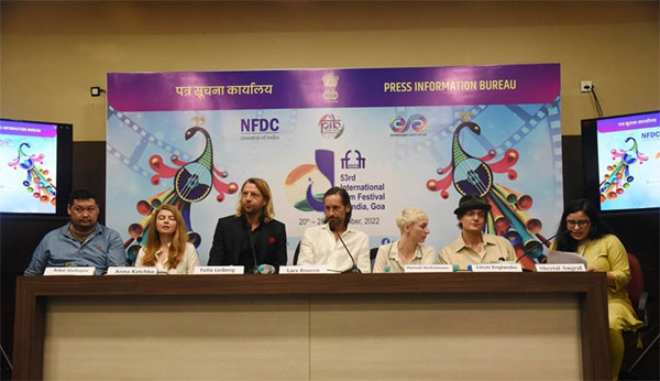 महिलाओं के साथ होने वाली हिंसा की तकलीफदेह सच्चाई की ओर ले जाती है फिल्म हैप्पीनेस