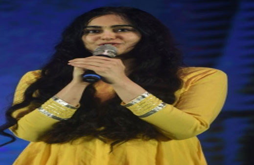  अदा शर्मा इंटरनेशनल फिल्म में बनेंगी सुपरहीरो