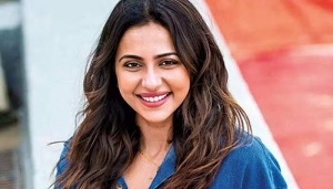 अगले महीने शादी के बंधन में बंधेगी रकुल प्रीत सिंह