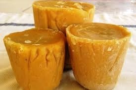 खाली पेट गुड़ का पानी पीने से सेहत को मिलते हैं ये फायदे