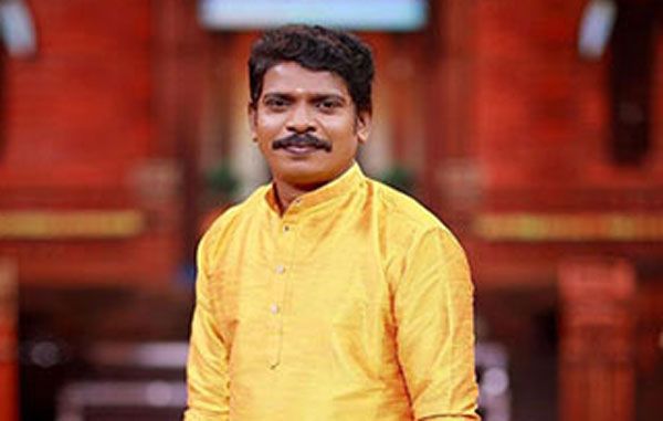 मलयालम अभिनेता कोल्लम सुधी की सड़क दुर्घटना में मौत