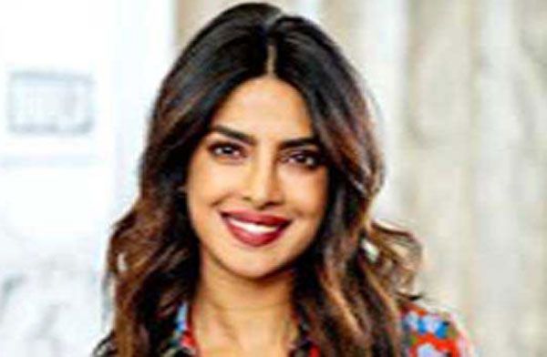 42 वर्ष की हुईं अभिनेत्री प्रियंका चोपड़ा