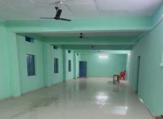 उप मुख्यमंत्री श्री विजय शर्मा की पहल से वनांचल के लमनी और खुड़िया में 20-20 लाख रुपए की लागत से बने आधुनिक प्रतीक्षालय शेड