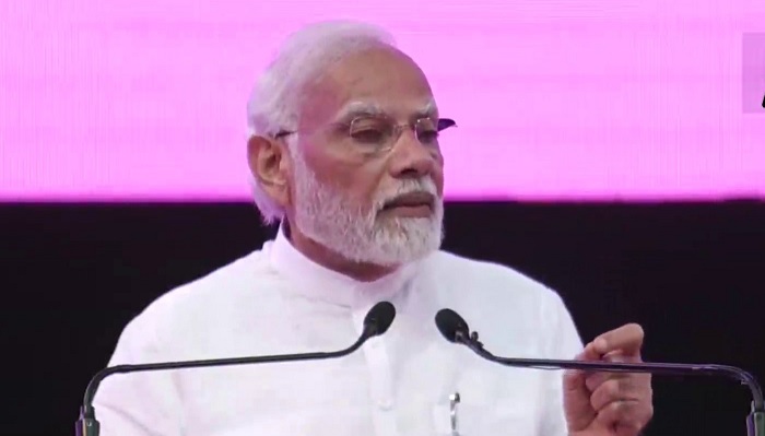 प्रधानमंत्री मोदी ने लखनऊ में अस्सी हजार करोड़ रुपये से अधिक की परियोजनाओं की आधारशिला रखी