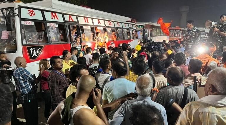 बोल बम के जयकारों के साथ अमरनाथ यात्रा के लिए रवाना हुआ पहला जत्था&hellip;