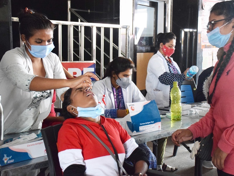 कोरोना अपडेट : 24 घंटे में 16 हजार से ज्यादा नए मामले, 28 मौत