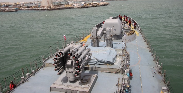 आईएनएस तरकश ने अपनी लंबी दूरी की विदेशी तैनाती के हिस्से के रूप में जिबूती का दौरा किया