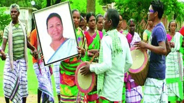 द्रौपदी की जीत का जश्न मनाने को पूरा गांव छुट्टी पर, फूलों से सजाया गया हर घर