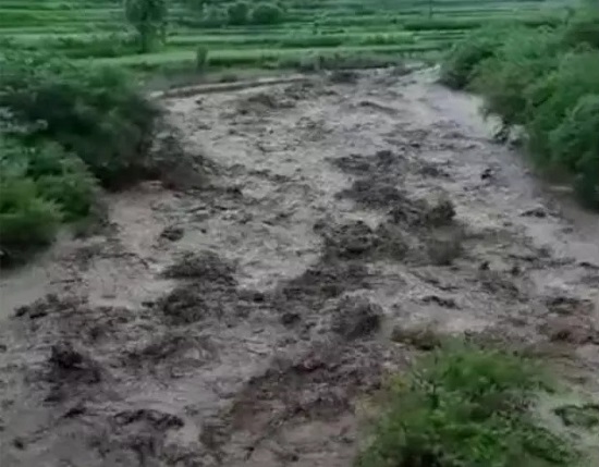 चिरबाटिया में फटा बादल, ऋषिकेश गंगोत्री हाईवे बंद...