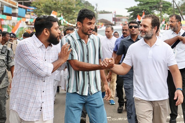 राहुल गांधी ने शोरनूर से शुरू की 19 वें दिन की भारत जोड़ो यात्रा