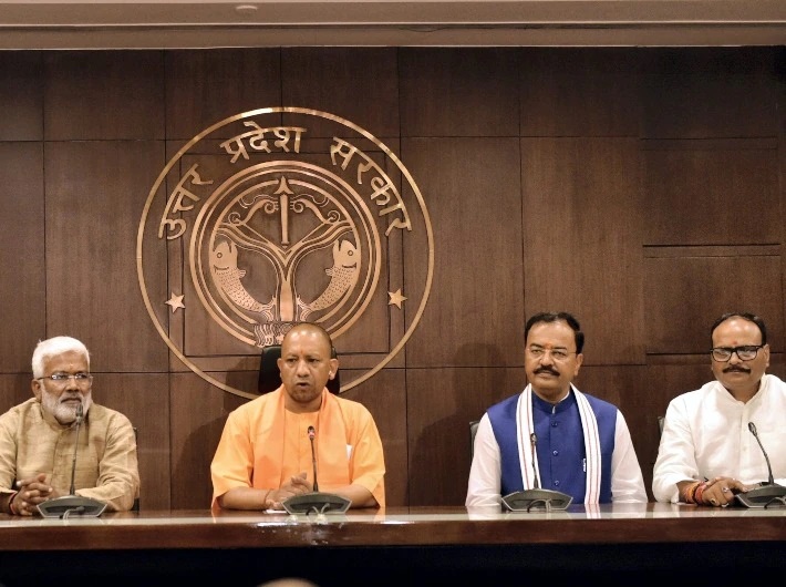 होटल-लॉज के रूप में विकसित होंगे गांवों के घर, केबिनेट ने पास किया प्रस्ताव...