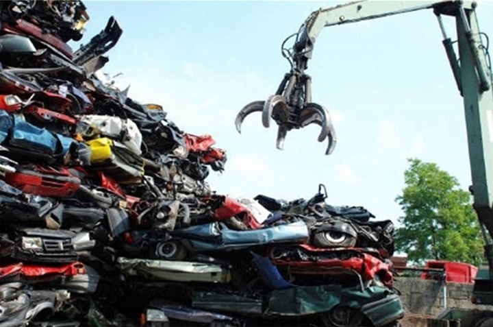 पुरानी गाड़ियों का निपटारा करने सामने आई ये तीन कंपनियां...