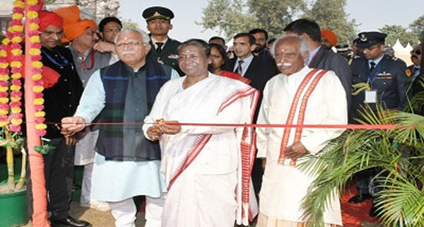 राष्ट्रपति ने सभी से श्रीमद्भगवद्गीता के ज्ञान को जीवन में आत्मसात करने का आह्वान किया