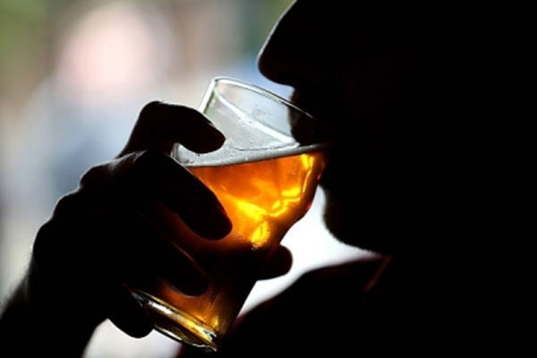 तमिलनाडु में जहरीली शराब कांड में मरने वालों की संख्या बढ़कर 18 हुई