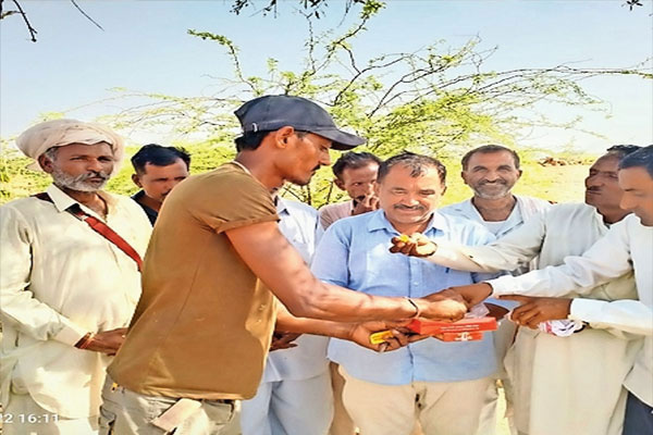 जैसलमेर में पाक हिंदू प्रवासियों को आवंटित होगी 40 बीघा जमीन