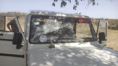 डकैत समझकर वन विभाग की टीम पर हमला, गोली भी चली, एक कर्मी घायल...