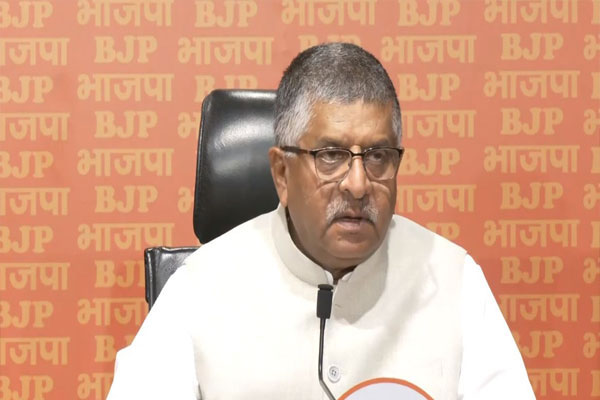 नीति आयोग की बैठक में मुख्यमंत्रियों का नहीं आना दुर्भाग्यपूर्ण और गैर जिम्मेदाराना : रविशंकर प्रसाद