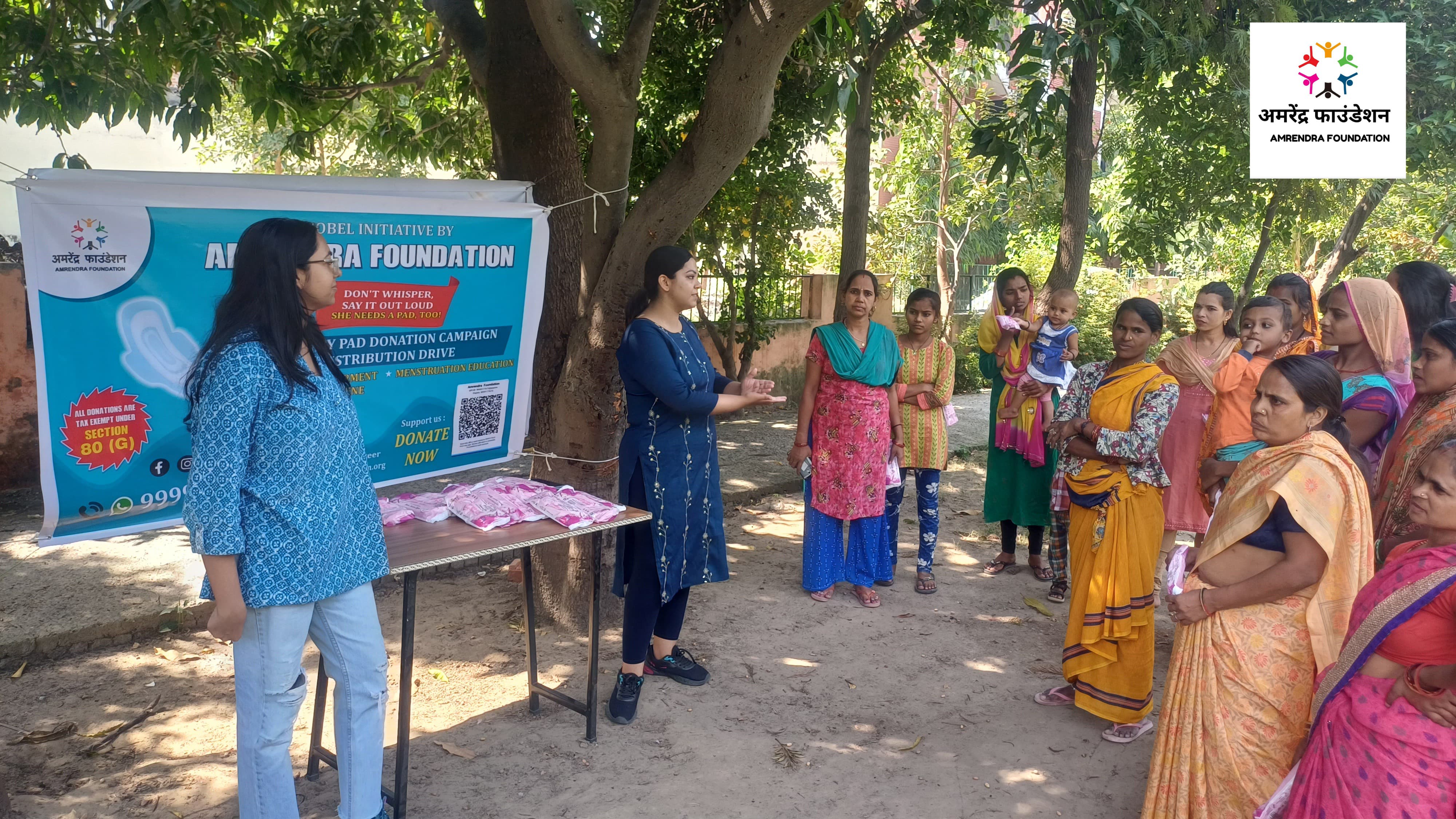 अमरेंद्र फाउंडेशन ने गाजियाबाद में सैनिटरी पैड वितरित किया