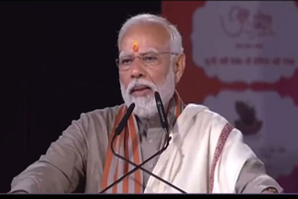 मथुरा और ब्रज विकास की दौड़ में पीछे नहीं रहेंगे : प्रधानमंत्री मोदी