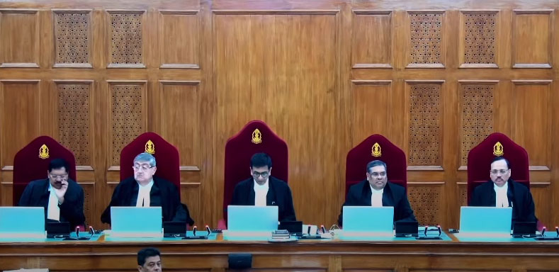 अनुच्छेद 370 एक अस्थायी प्रावधान, केंद्र के फैसले पर सुप्रीम कोर्ट की मुहर