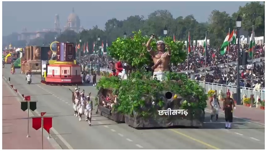 कर्तव्य पथ पर गूंजा छत्तीसगढ़ के जनजातीय शौर्य का इतिहास