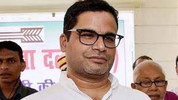 पीके ने सीएम का उड़ाया मजाक, कुर्सी पर फेवीकोल लगाकर बैठे हैं नीतीश