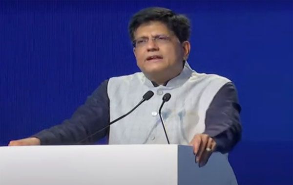 भारत आर्थिक अनिश्चितता के बीच वैश्विक अर्थव्&zwj;यवस्&zwj;था में आशा की किरण : पीयूष गोयल