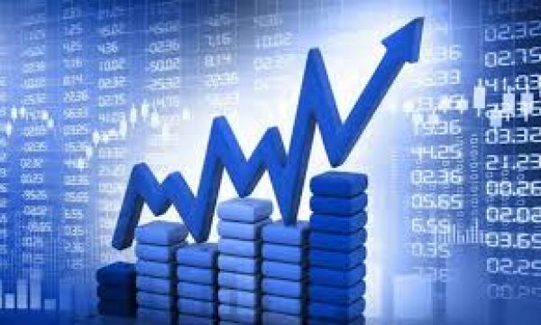 सेंसेक्स में 100 अंकों से अधिक उछाल, निफ़्टी 18200 के पार