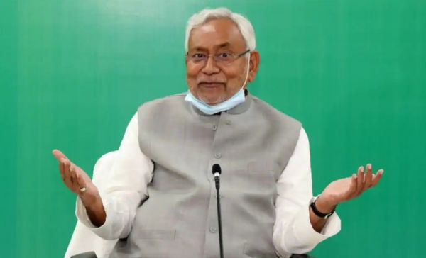 कांग्रेस साथ लड़े तो बीजेपी 100 सीटों से आ जाएगी नीचे : नीतीश कुमार