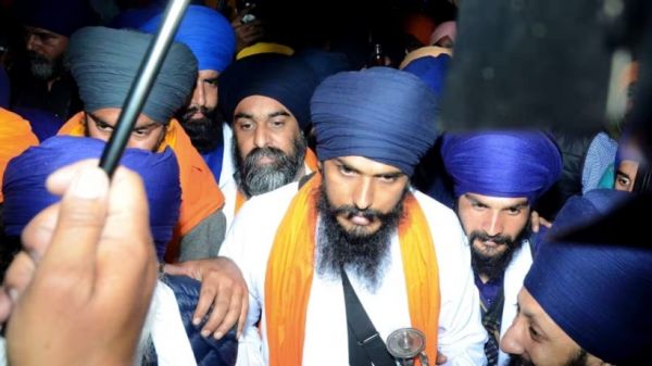 अमृतपाल आज कर सकता है सरेंडर, पंजाब में हाई अलर्ट...